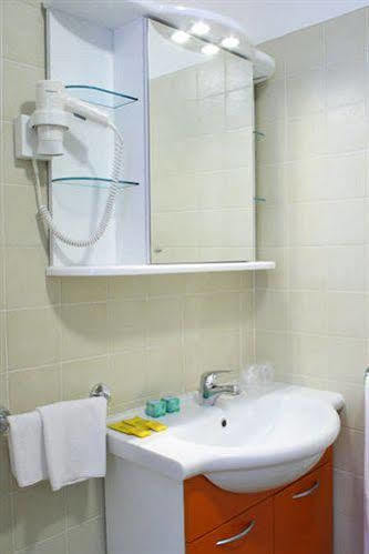 Residence Sara Trieste Esterno foto